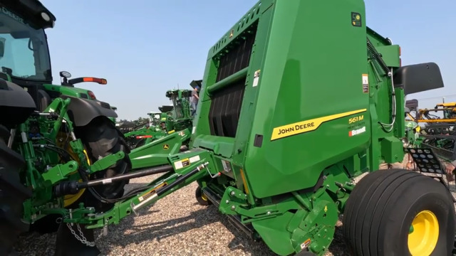 John Deere 561M Round Baler Offers Weave Automation - AgDealerTV
