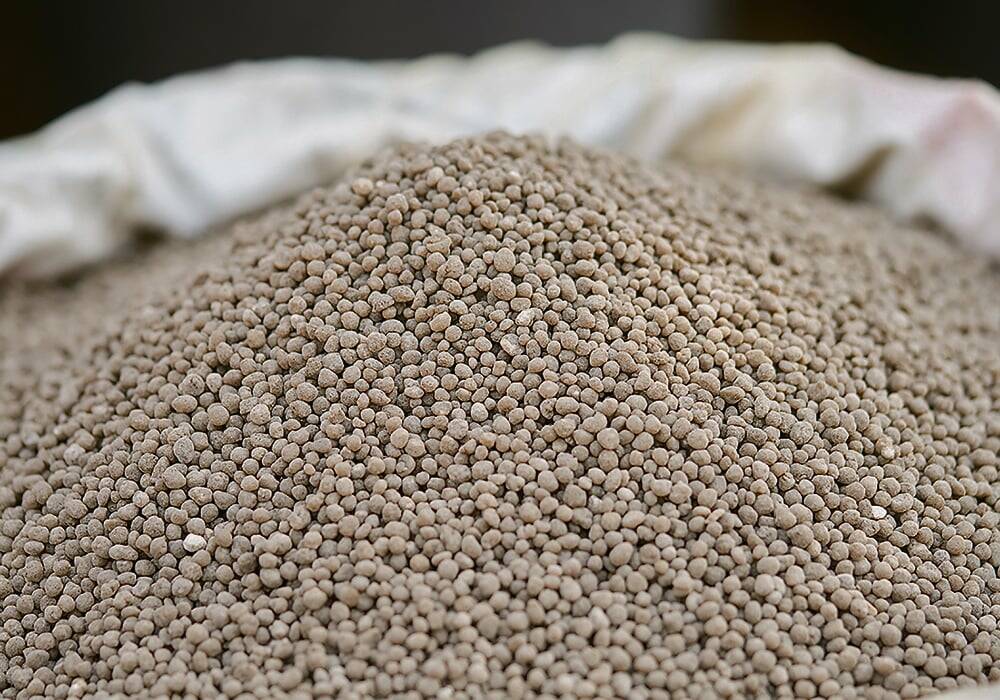 The U.S. fertilizer producer reported phosphate sales of about 1.3 million tonnes in the last quarter of 2025, below its previous forecast of 1.7 million to 1.9 million tonnes. Photo: Getty Images Plus.