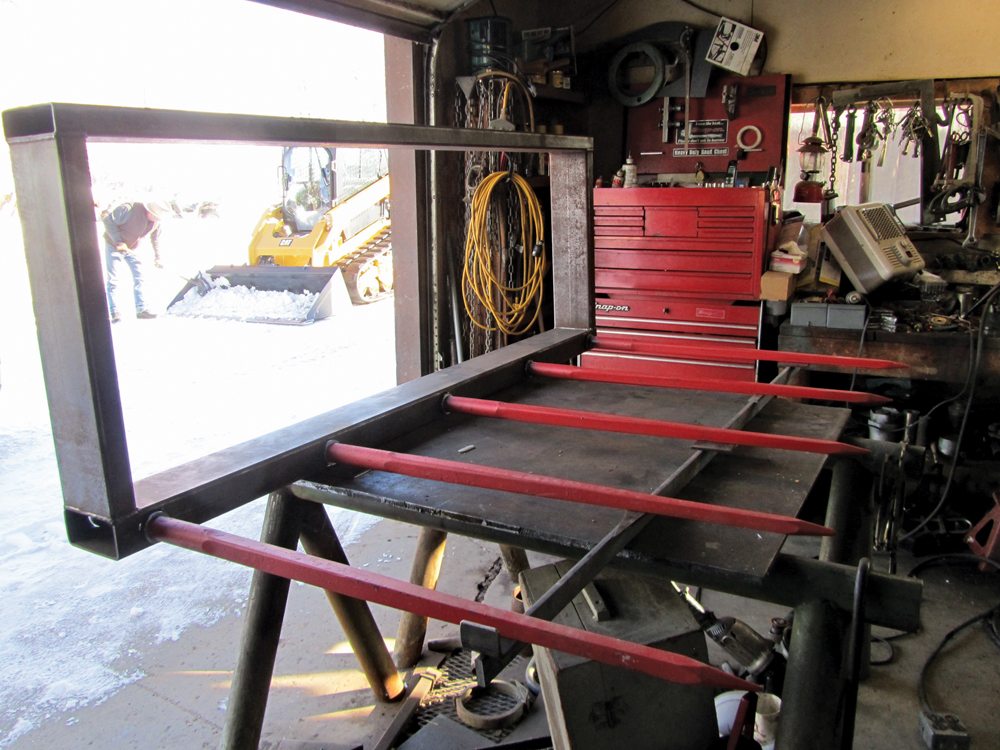 Build your own balespear loader head Grainews