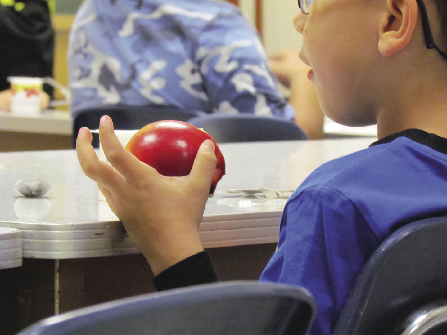 School snack program a positive energy source for students - Manitoba ...